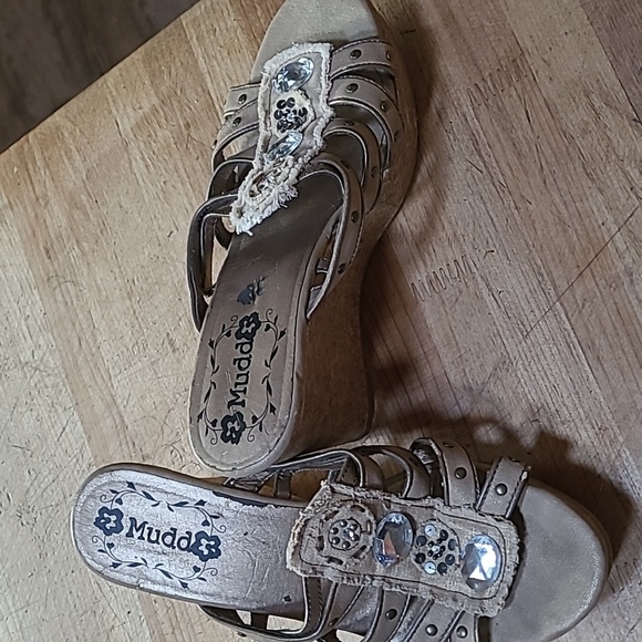 Mudd Vintage Wedge - Picture 6 of 6